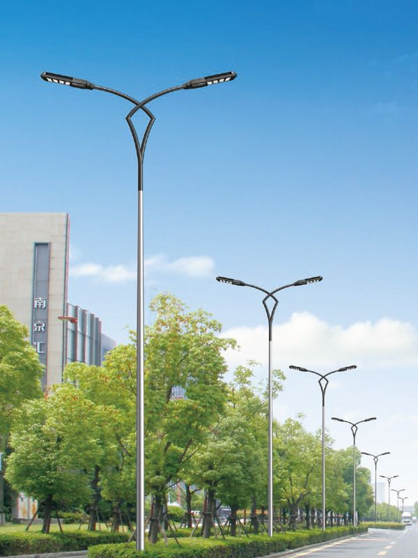 高度照明的变革 - 双臂路灯厂家技术丰泽照明电器有限公司推出10米市电双臂路灯