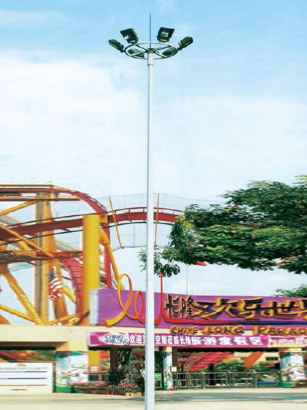 路灯杆高杆灯路灯厂家-江苏丰泽照明电器有限公司的25米6火6光源广场升降高杆灯